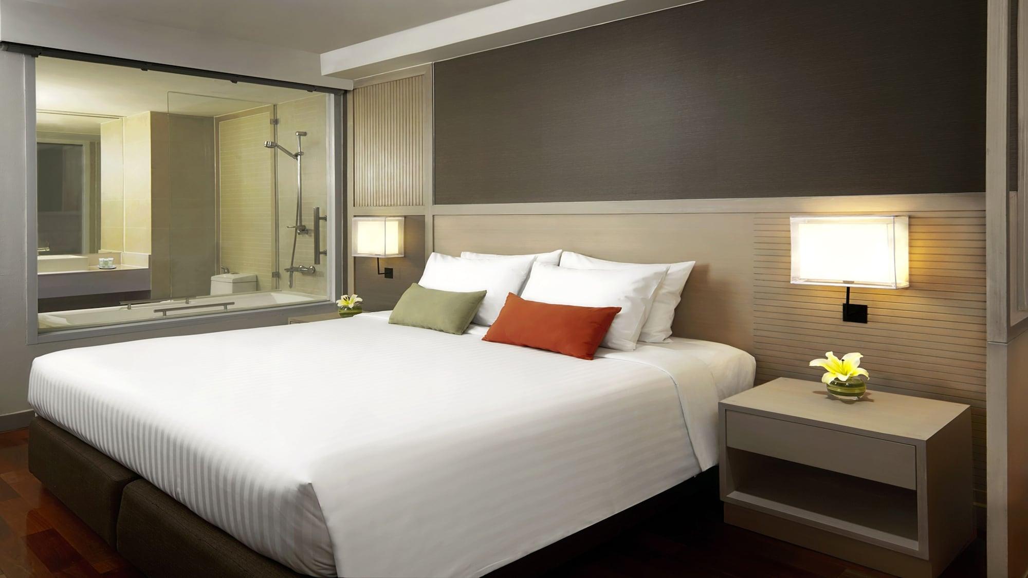 Courtyard Marriott South Pattaya (ex. Signature Pattaya) 4*. Бест вестерн премьер Паттайя. Отель Marriott Паттайя территория. Зайн отель в Паттайе.