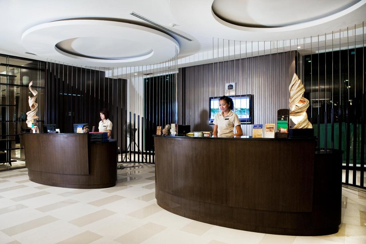 Signature pattaya hotel. Signature Pattaya. Best Western Plus Nexen Pattaya 4*.